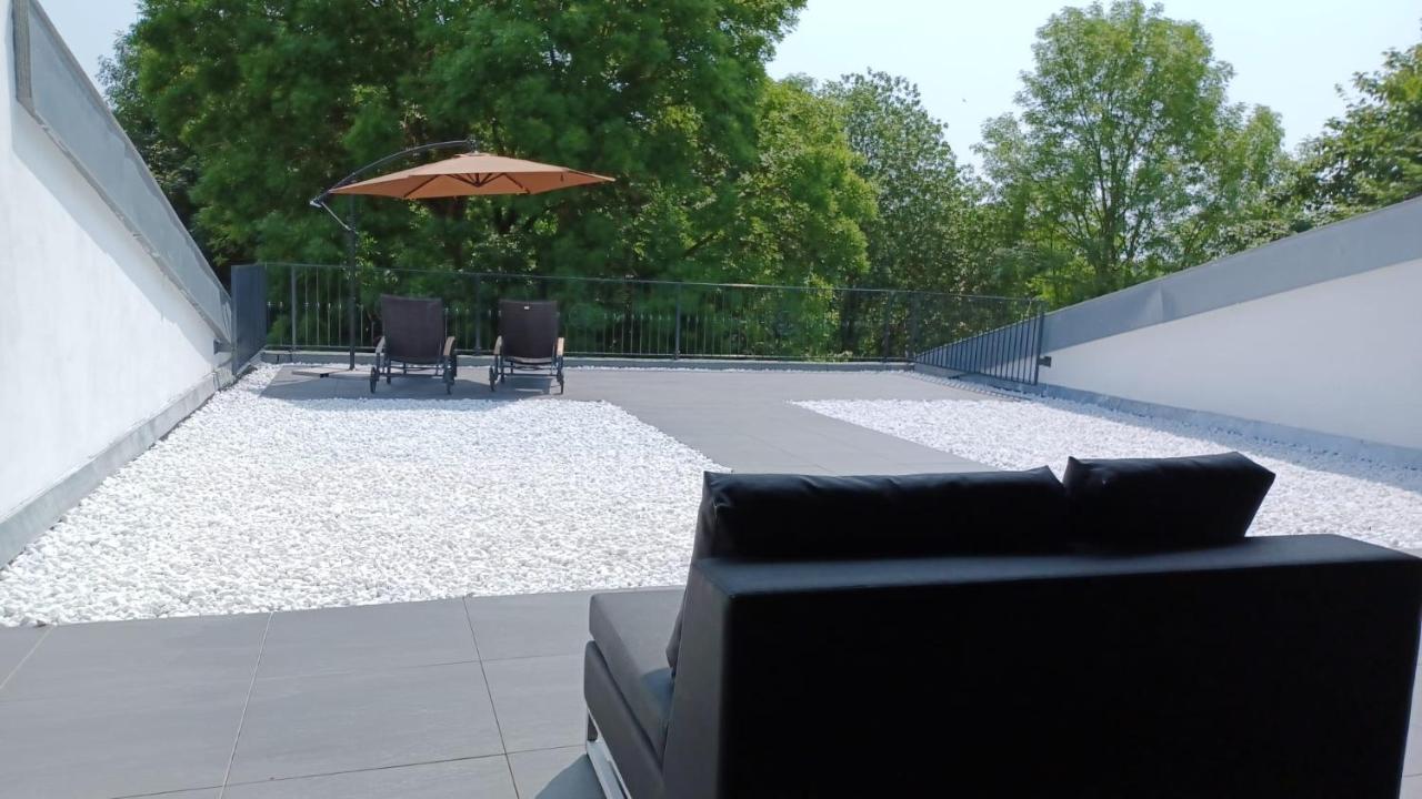 Ferienwohnung Mit Kamin Und Traumhafter Dachterrasse Mit Weitblick In Die Natur Neu Gaarz Buitenkant foto